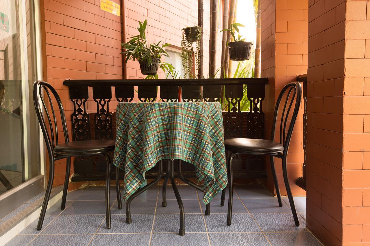 Baansilp Hotel Chiang Rai Bagian luar foto